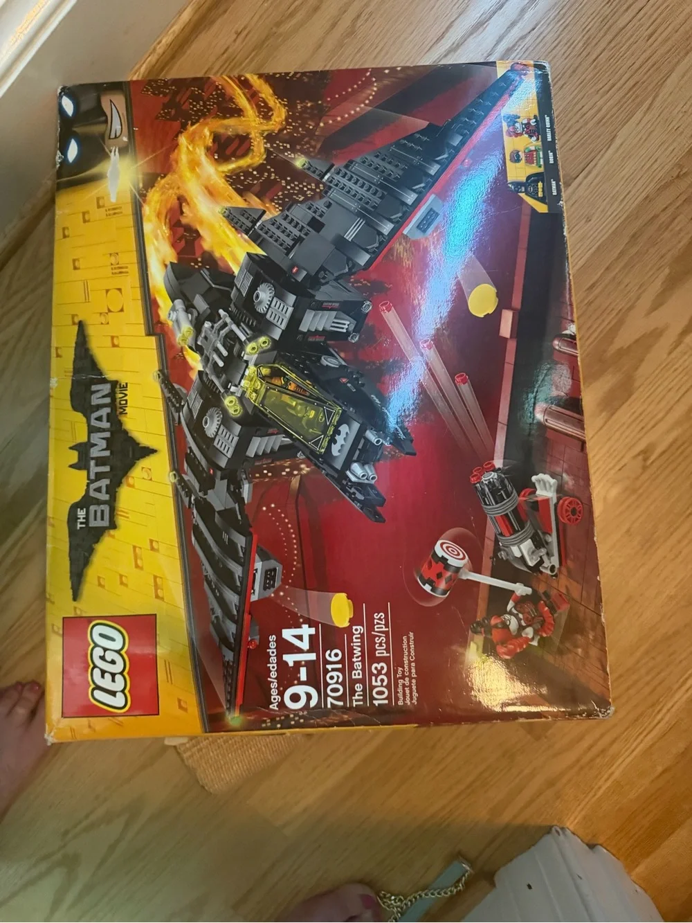 Lego Black and Yellow Batwing Superhero Aircraft Set NIB - Picture 6 of 6